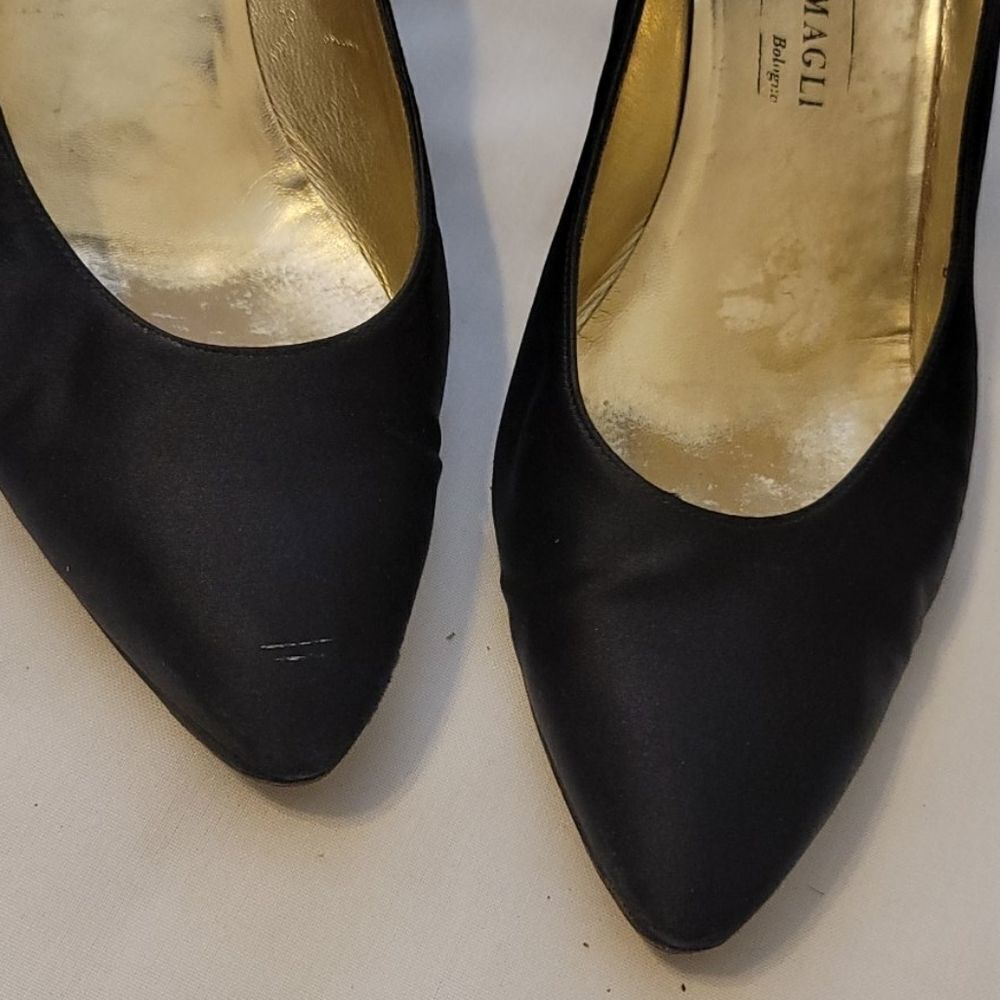 Bruno Magli Black Women's Shoes - Picture 8 of 13